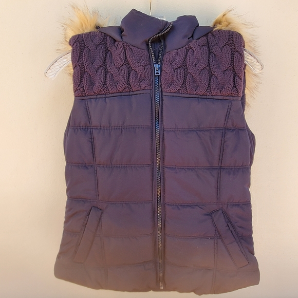 Aeropostale Womens Knit Puffer Jacket Vest Size Small Navy Blue Hooded Faux Fur - Picture 3 of 9
